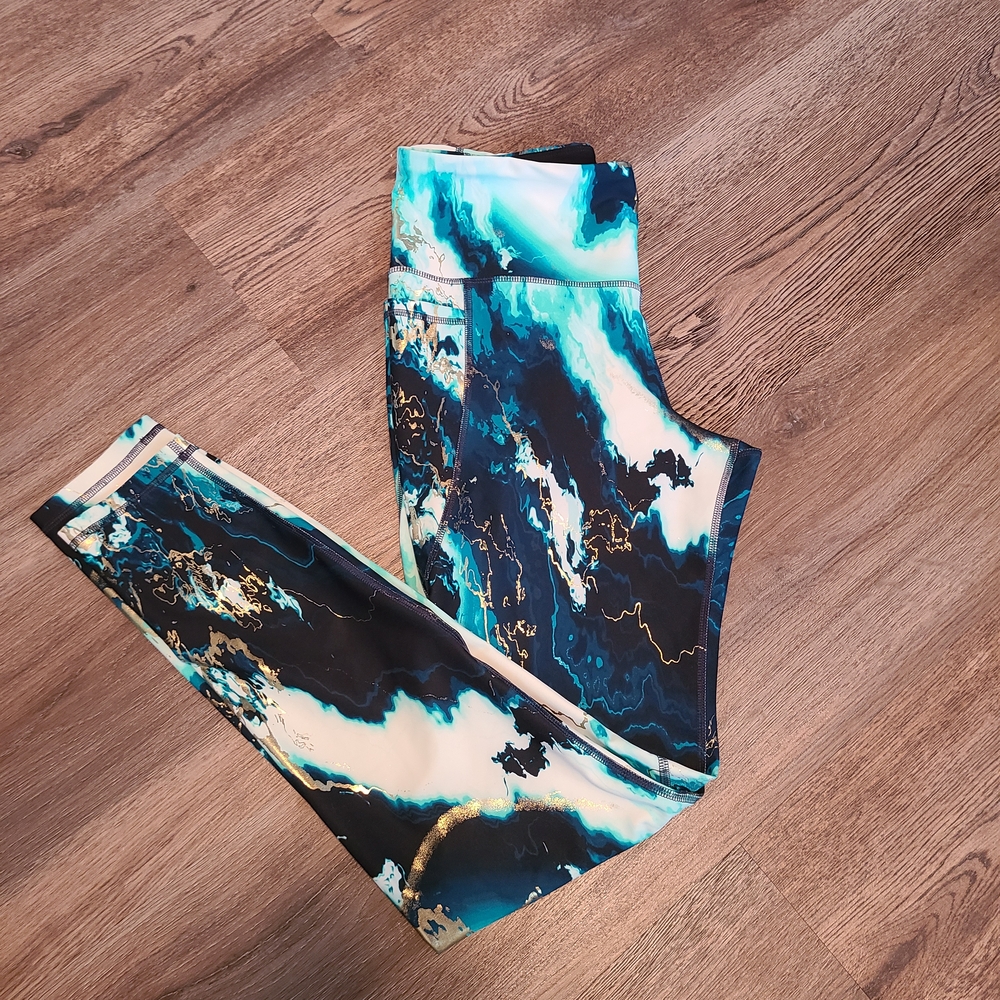 TALL Old Navy Active Marbled Blue and Black High-Rise Leggings